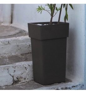 Linea square flowerpots high