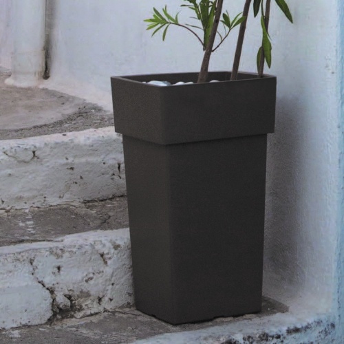 Linea square flowerpots high